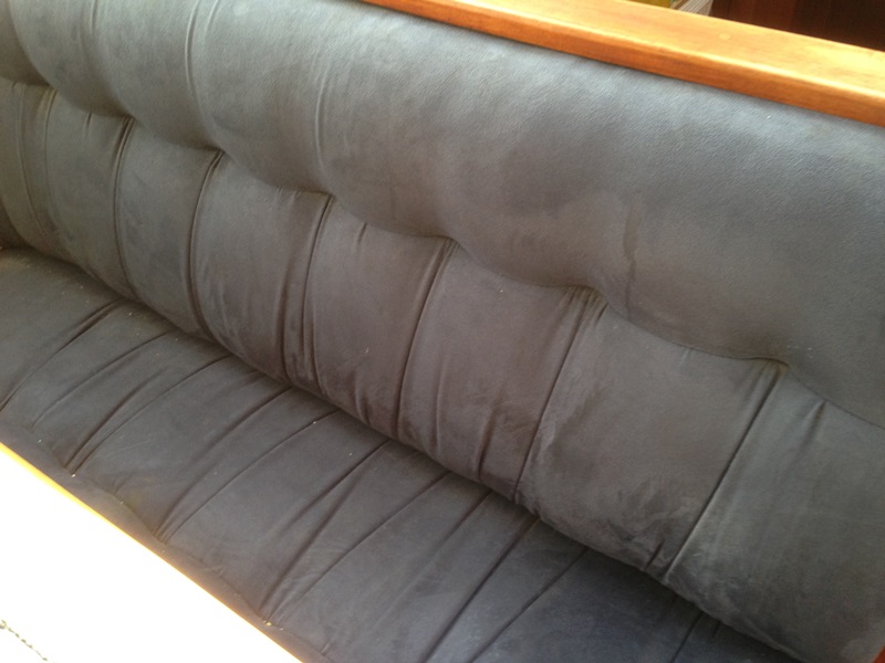 LEATHER LOUNGES (19)
