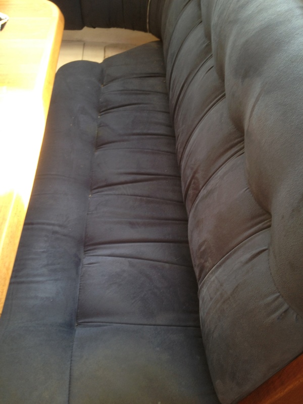 LEATHER LOUNGES (20)
